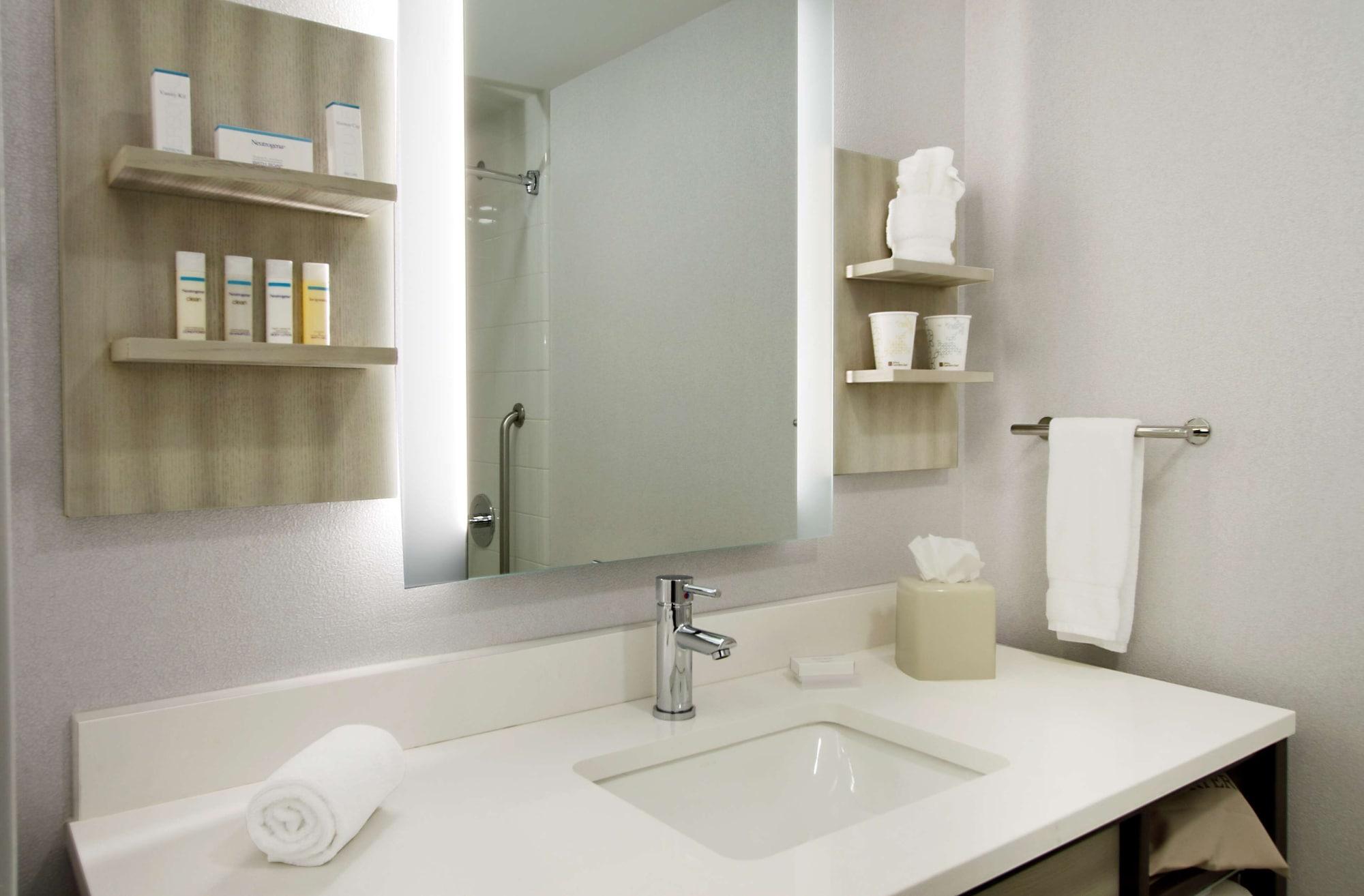 Hilton Garden Inn Columbus-University Area Экстерьер фото
